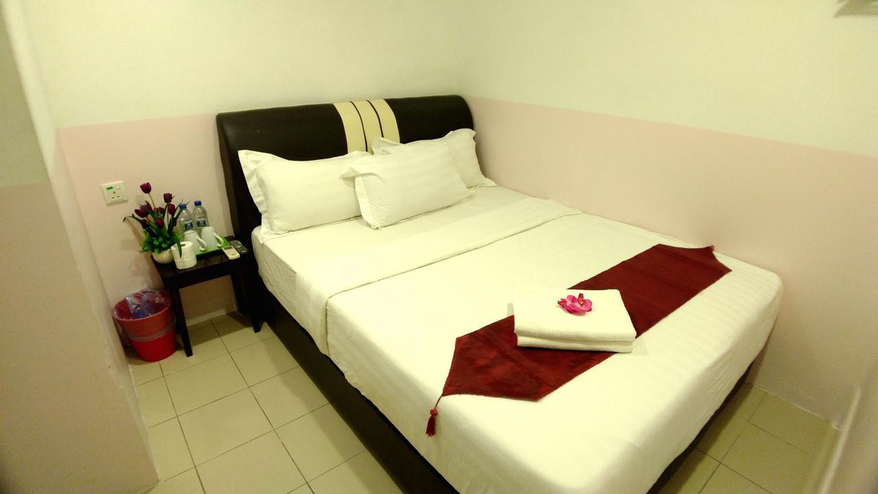 Apple 1 Hotel Budget Gelugor Kültér fotó
