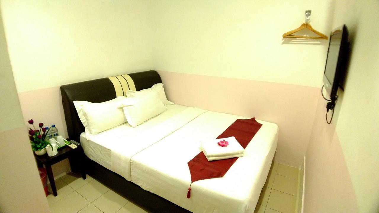 Apple 1 Hotel Budget Gelugor Kültér fotó