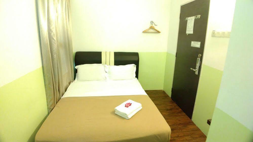Apple 1 Hotel Budget Gelugor Kültér fotó